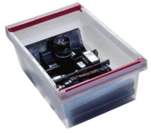 Višenamjenska kutija MB u prozirnoj izvedbi, s  ugrađenim, zakretnim osloncem